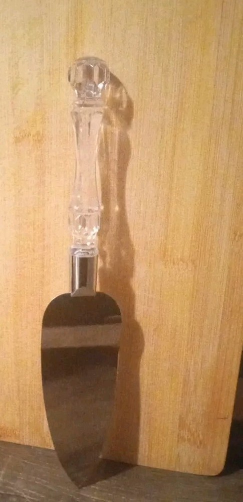 Stainless Steel Cake Cutter / Server/$15.98