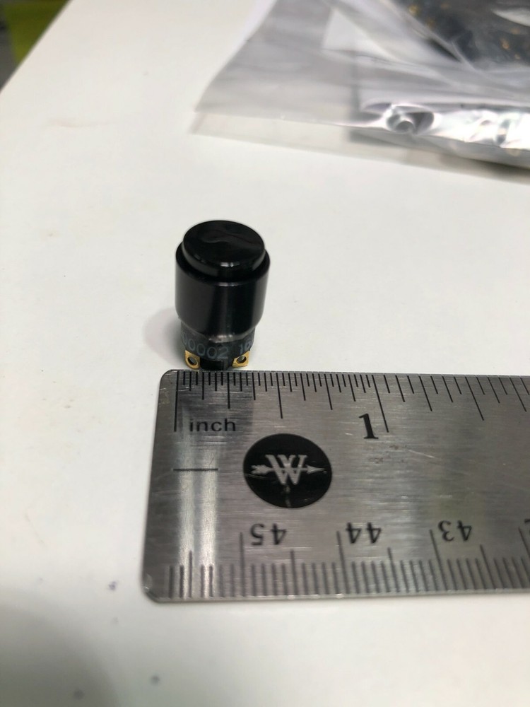 P7-900002, PUSHBUTTON SWITCH, BLACK 3/8 DIA.BUTTON
