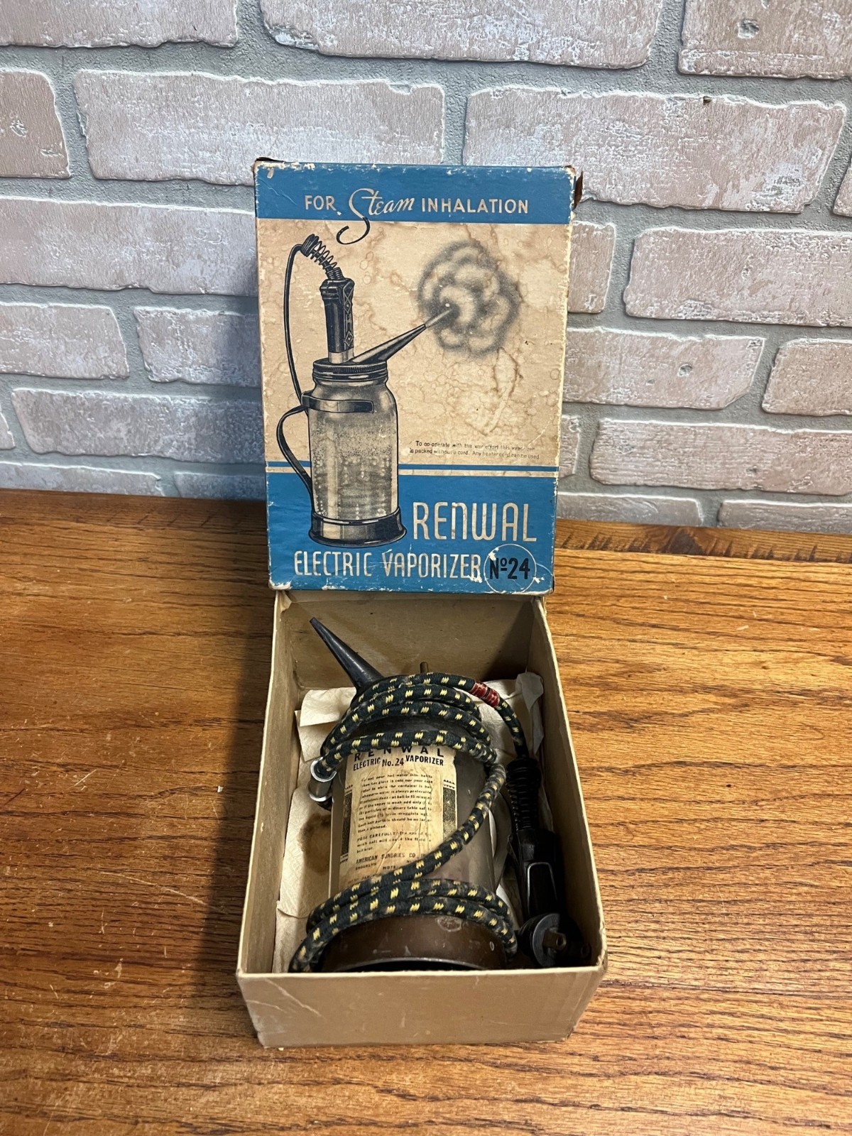 Vintage Renwal Electric Vaporizer No. 24 with Box Medical Device Instrument