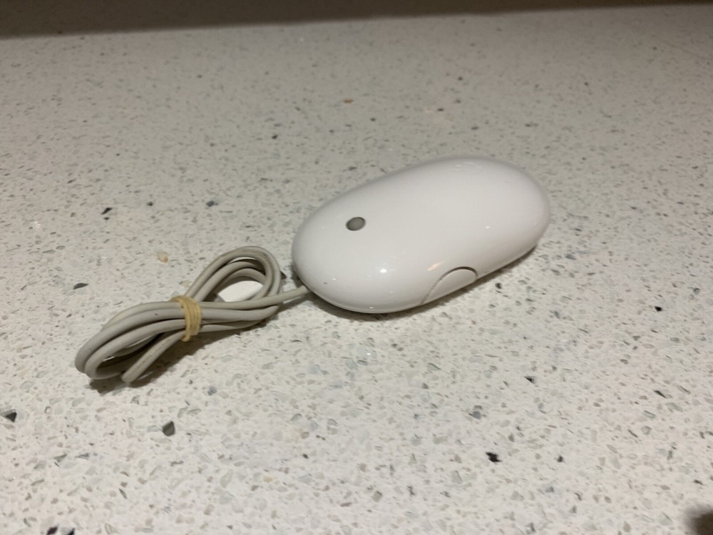 GENUINE APPLE WIRED USB OPTICAL MIGHTY MOUSE A1152 EMC 2058