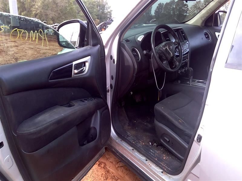 PATHFINDR 2013 High Mounted Stop Light 1044516601