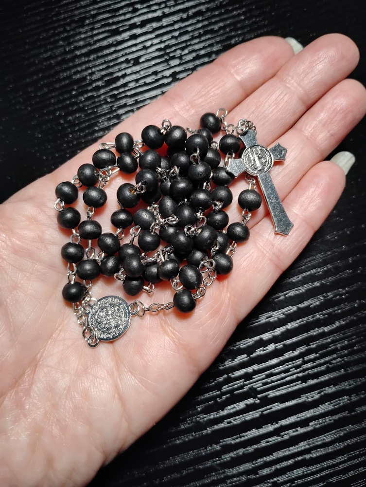St Benedict Rosary Black Rosary Beads Silver medal & crucifix