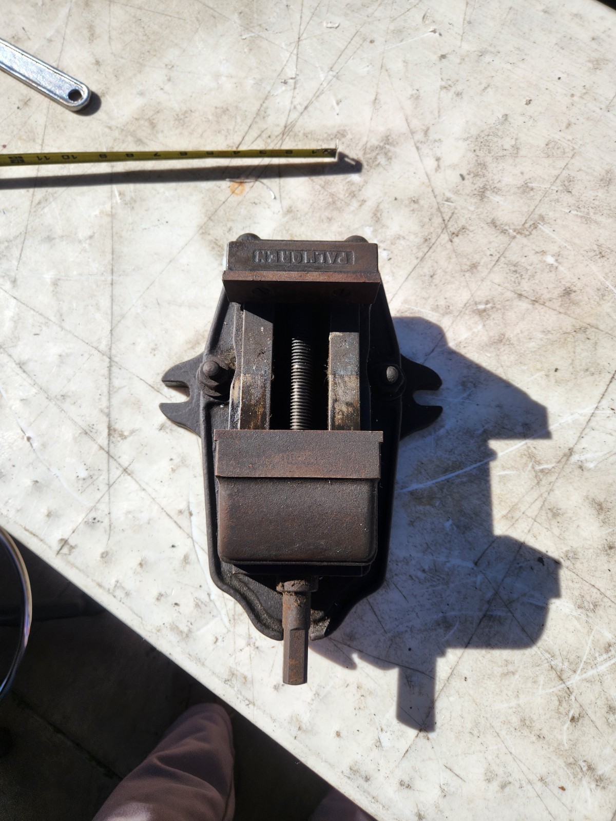 Palmgren 4" swivel vise machinist vise