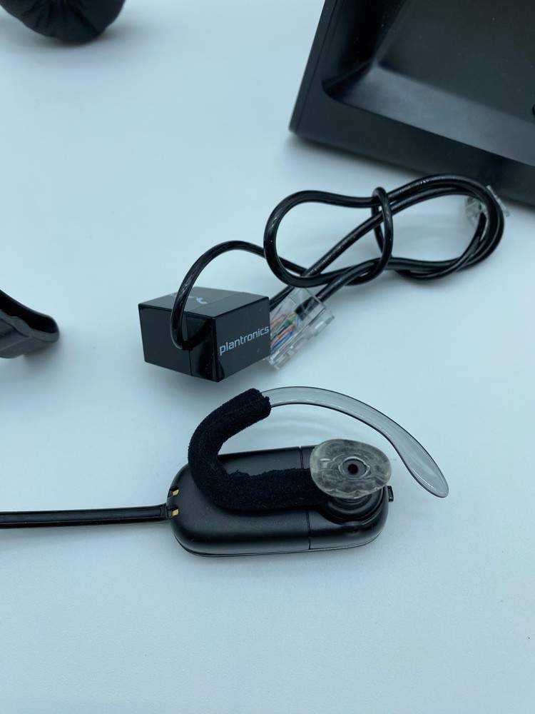 Plantronics CS540 Wireless Headset System + HL10 Handset Lifter – Black