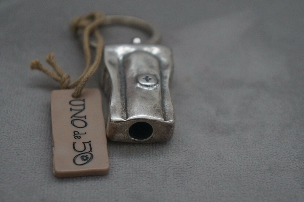 NWT UNO de 50 Silver 2" Eraser "Saca Punta" Keychain