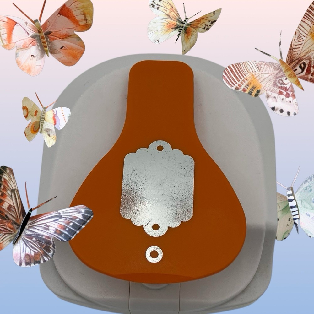 Fiskars Standard Tag Maker with Built-in Eyelet Setter