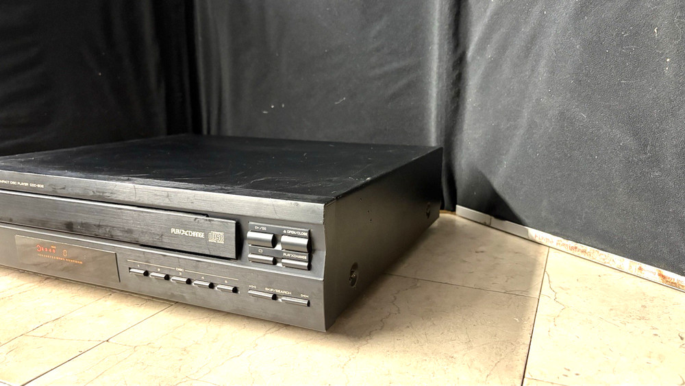 Yamaha CDC-502 CD Changer 5 Disc Carousel & Remote! * Nice!*
