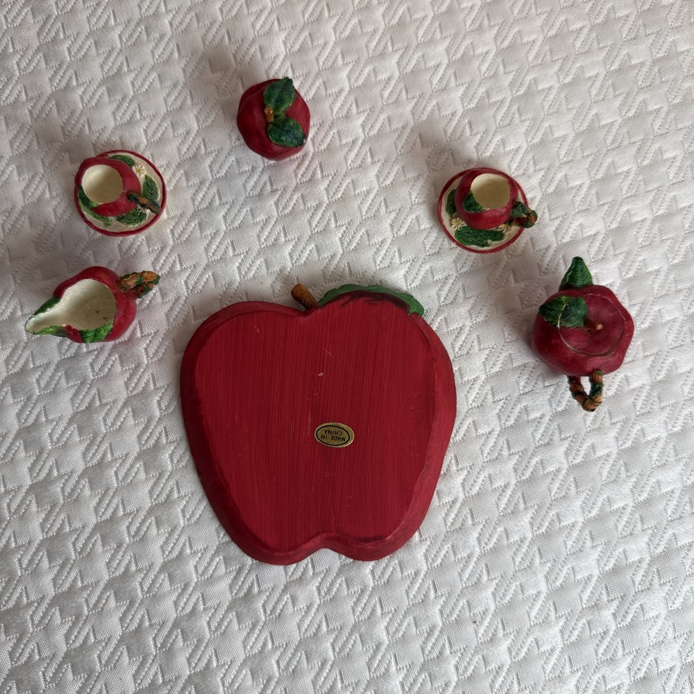 Mini apple tea sets