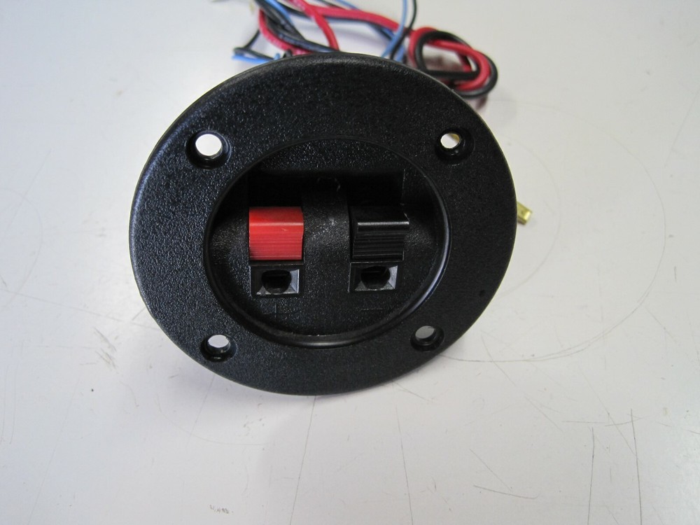 DB PLUS 440  2-WAY CROSSOVER/ INPUT PLATE
