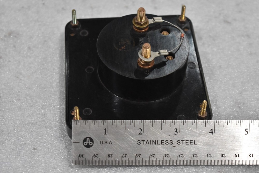 SIMPSON 17528 VOLT PANEL METER, 0-15 DIRECT CURRENT