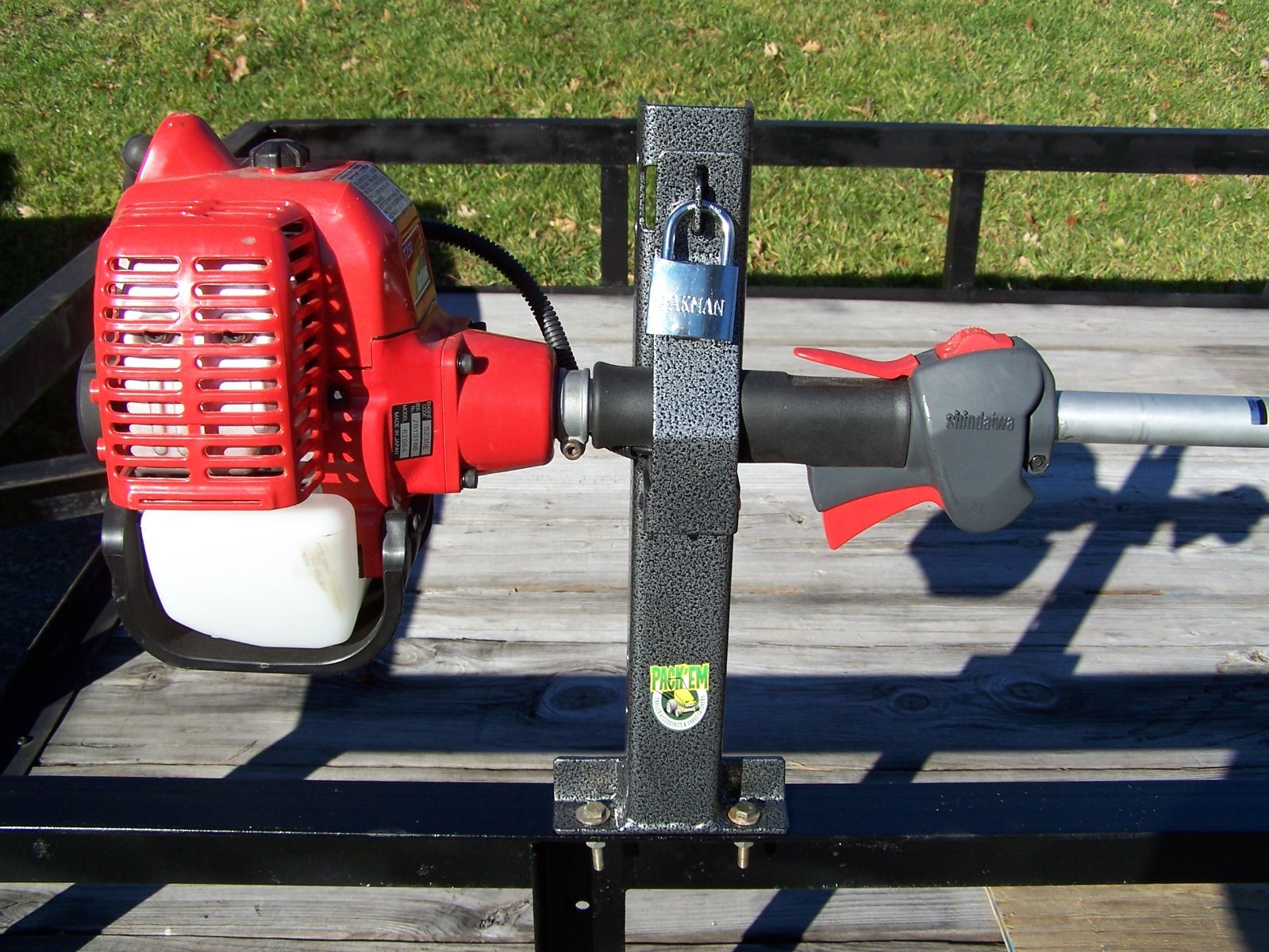 Lockable Trimmer Rack Landscape OPEN trailer PK-6S