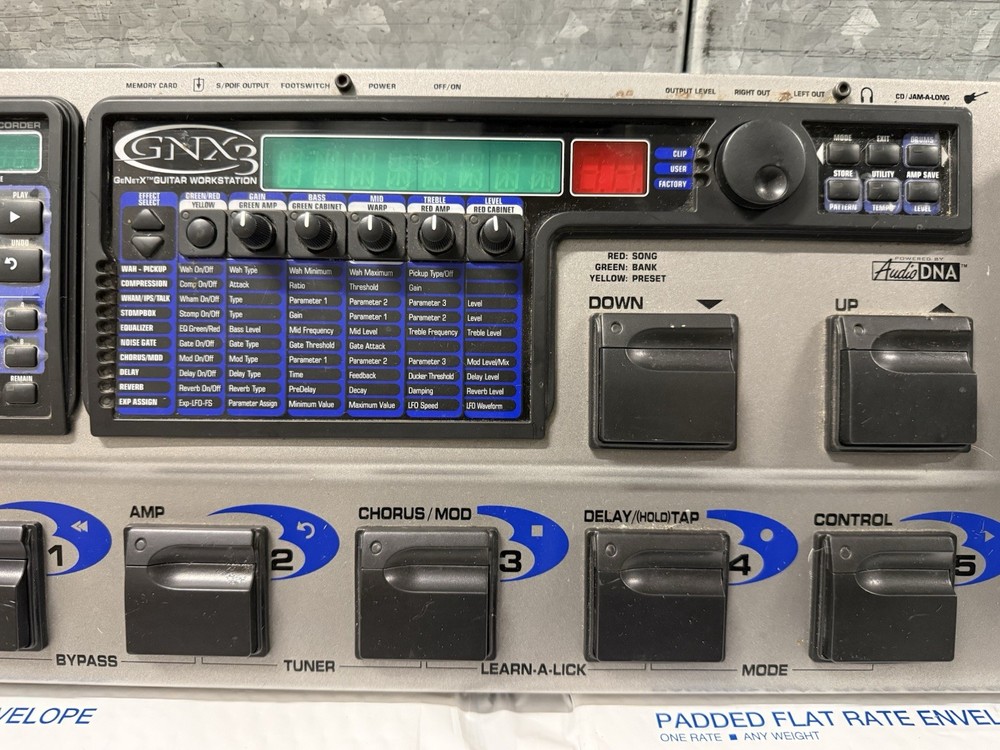 🎸 DigiTech GNX3 Guitar Workstation Multi-Effects Pedalboard – Fully Functional