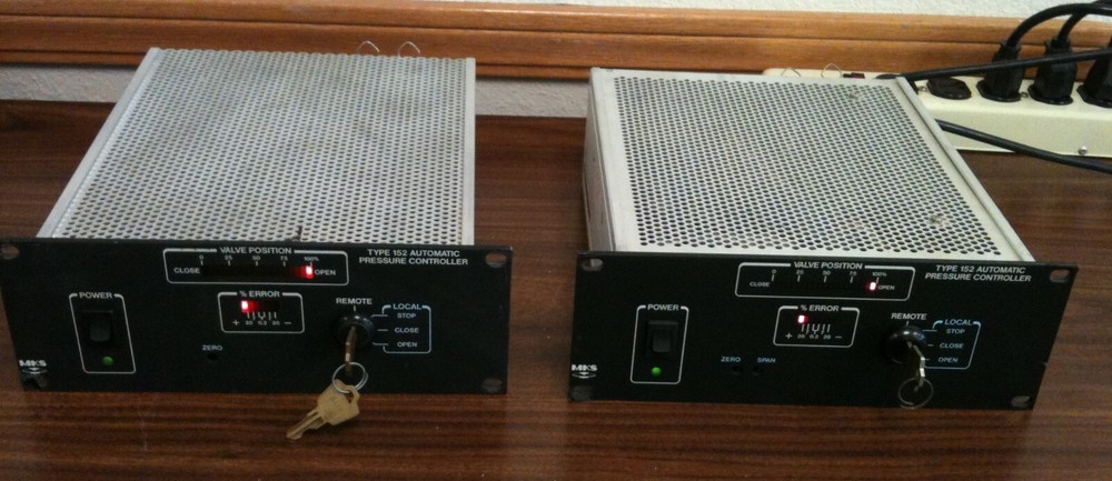 MKS Instruments 152C-PO Automatic Pressure Controller with Key