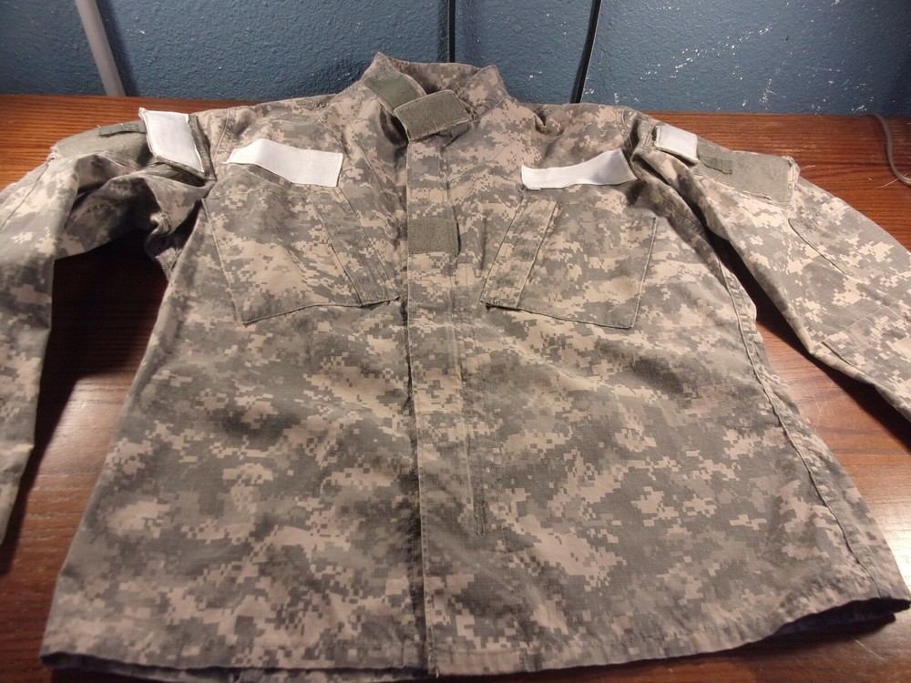 SPECIAL FORCES SELECTION UNIFORM W/ WHITE STUDENT ROSTER TAG ACU JACKET MEDIUM