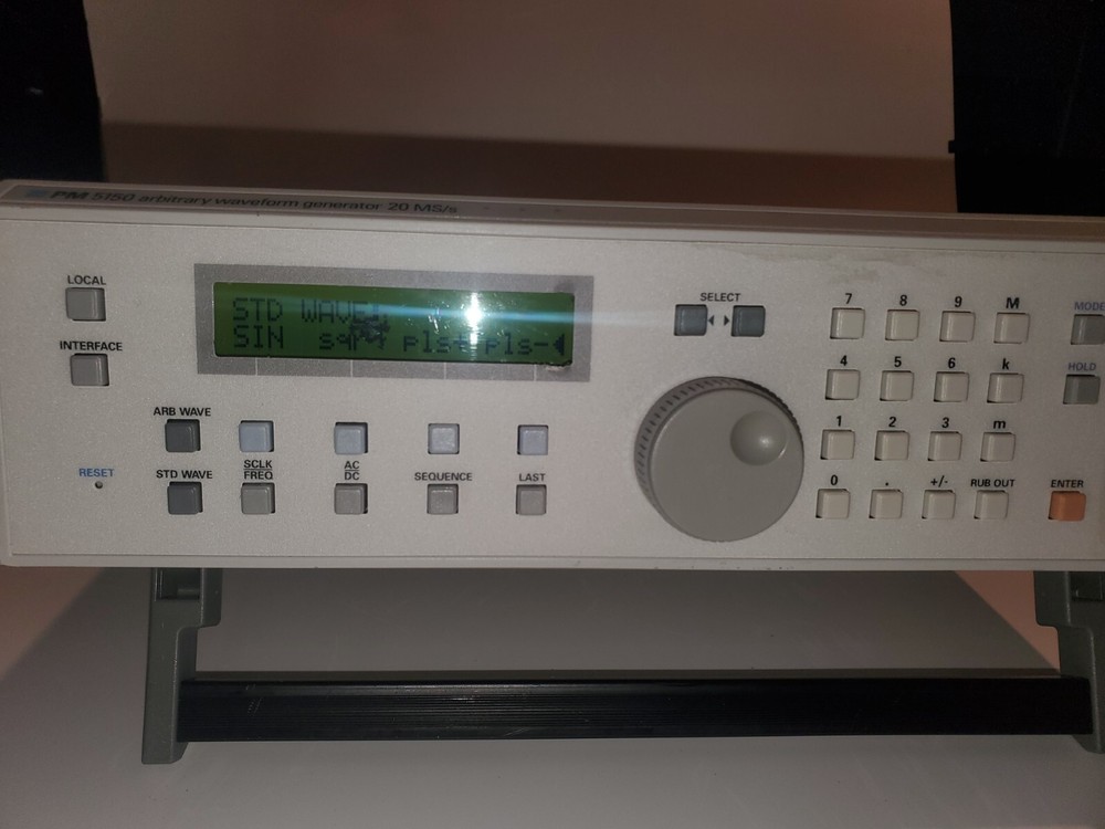 Fluke Philips PM 5150 ARBITRARY WAVEFORM GENERATOR 20 MS/s