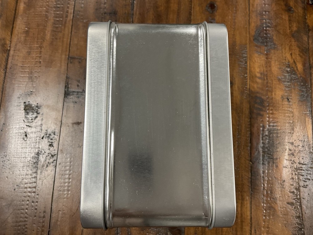 cactus jack lunchbox silver color