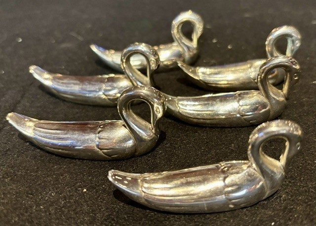 Set of 6 Art Deco Silverplate Swan Knife Rests - Tableware