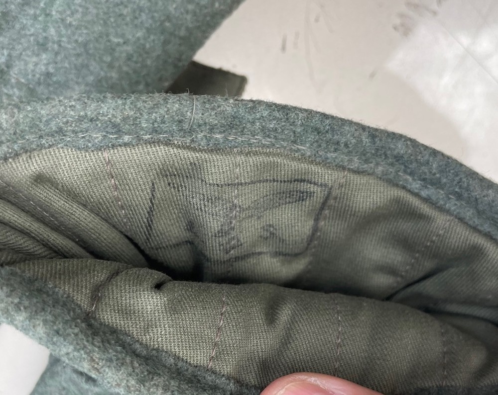 WWII GERMAN WINTER WOOL OVER MITTENS SIGNED