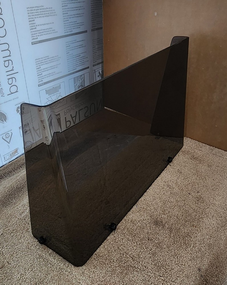 Universal boat windshield 28",  1/4" premium plexiglass, center console