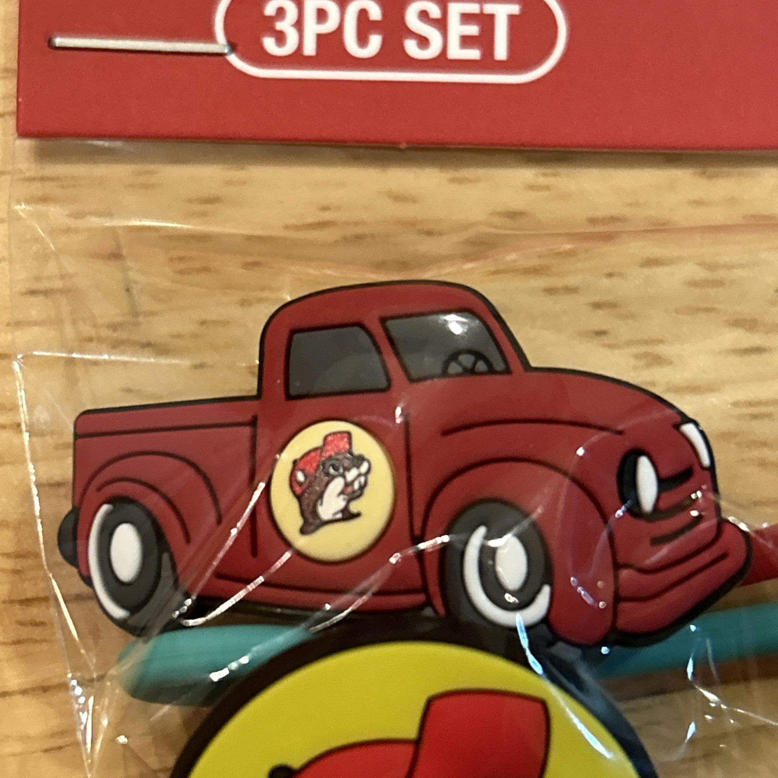 Buc-ee's Straw Topper 3 piece set - New in Package - Red Truck, Logo