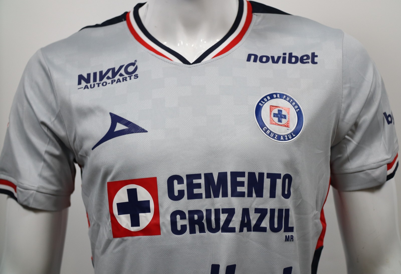 CRUZ AZUL VIS 25/26 CON PARCH LIGA MX (Talla Reducida) slim fit LEER DESCRIPSON