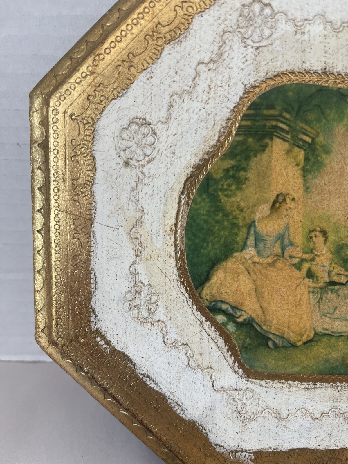 Antiqued Florentine Plaque Wood Artisan Gold Gilt Italy Romantic Octagon 8”