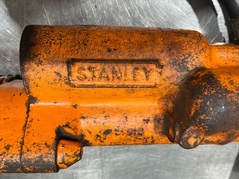 Stanley Hydraulic Breaker BR85 With Bit. Used Surplus