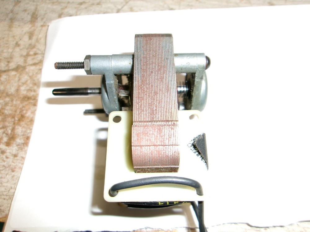VINTAGE LESLIE ROTATING SPEAKER LOW SPEED MOTOR