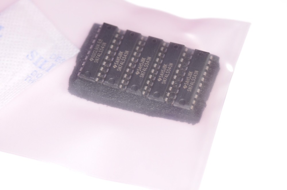 (5 pcs) Texas Instruments SN74LS541N – Octal Buffer/Line Driver – Tri‑State – DI
