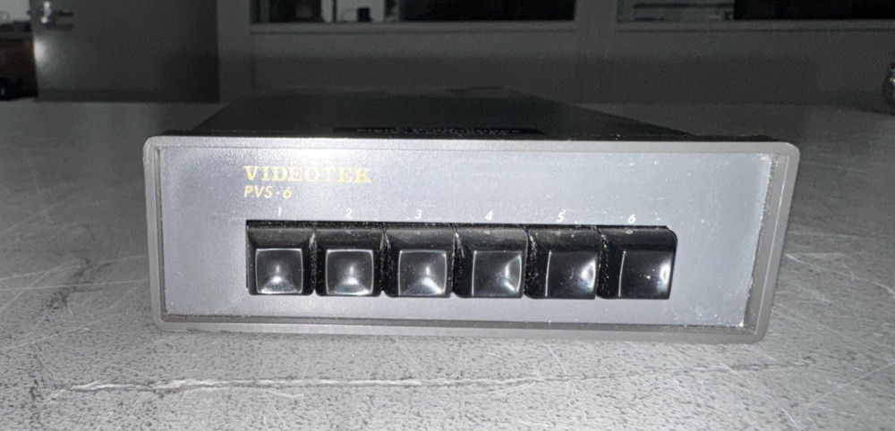 Videotek PVS-6 AUDIO-VIDEO SWITCHER