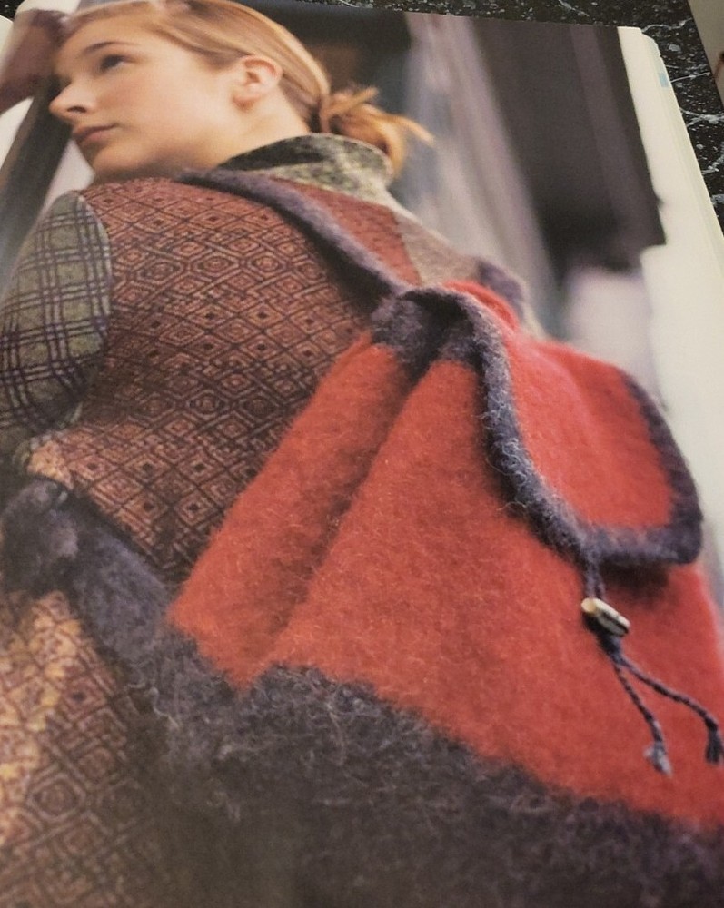 CV2 INTERWEAVE KNITS MAGAZINE, WINTER 2004