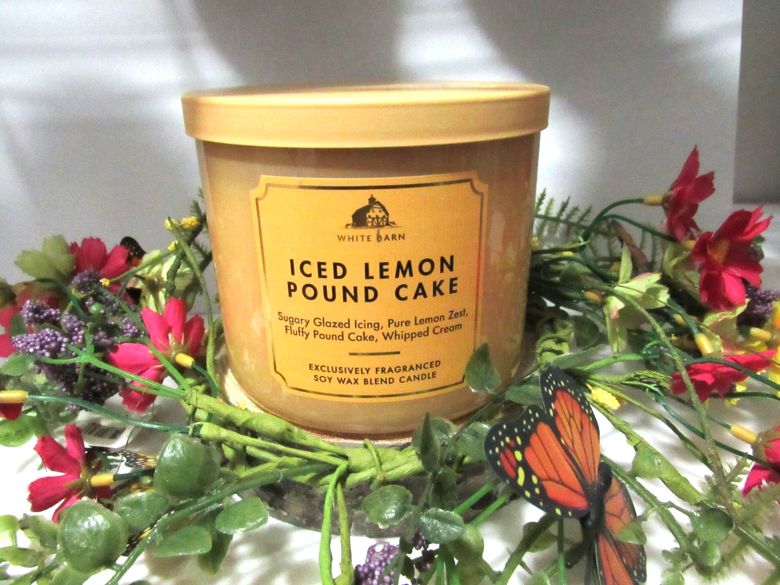 💕🤍💕BATH & BODY WORKS 3 WICK 14.5 OZ💕🤍💕 ~"ICED LEMON POUND CAKE"💕🤍💕