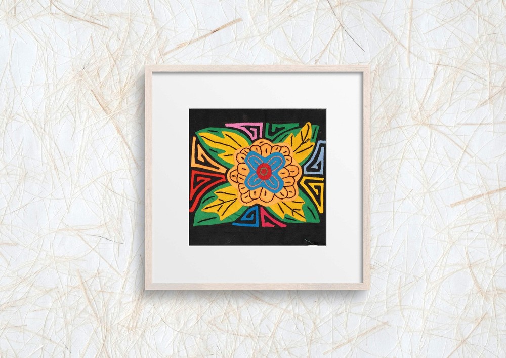 Multicolor Gorgeous Flower Molita