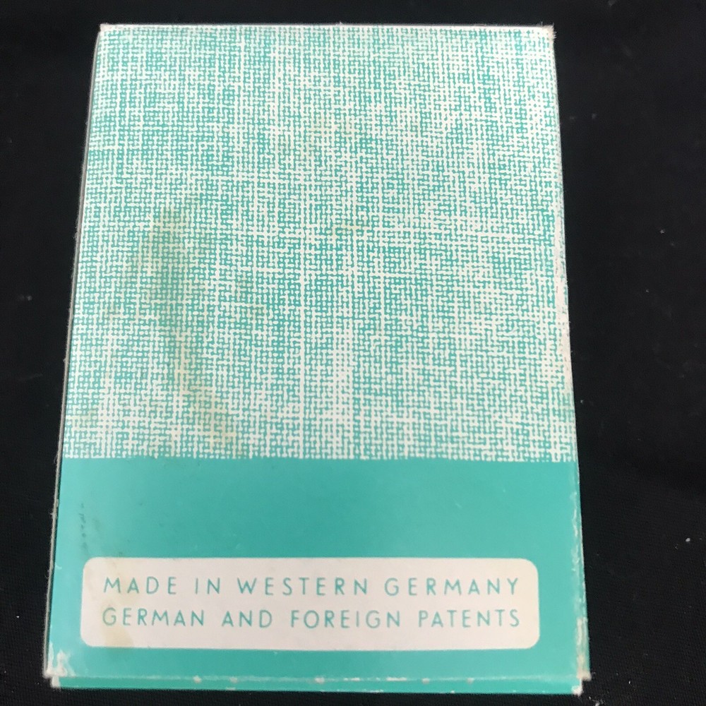 Witch Automatic Needle Threader 2 Piece with lnstructions VTG Western Germany