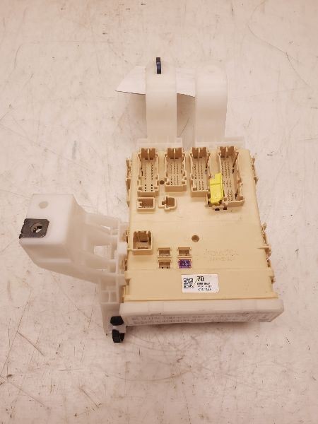 11-13 SCION TC MULTIPLEX NETWORK BODY CONTROL MODULE ECM ASSEMBLY