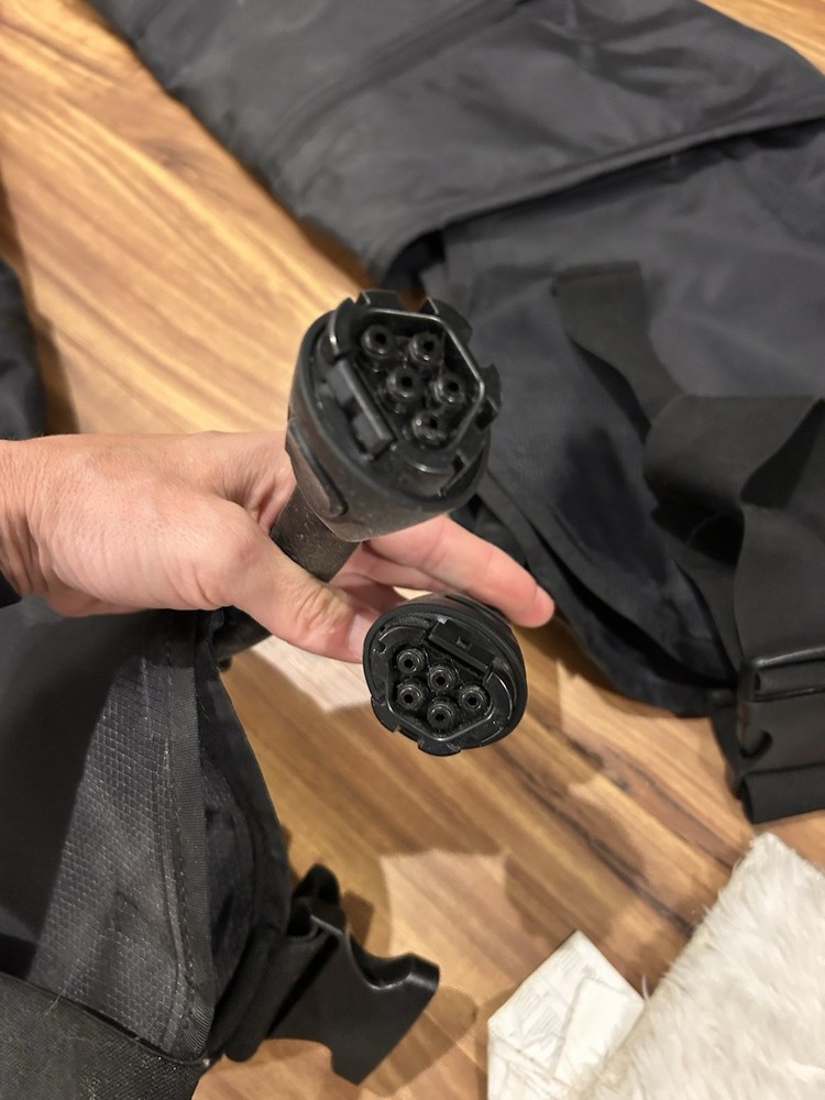 Hyperice Normatec 3 Arm Attachments Standard Black, Pair