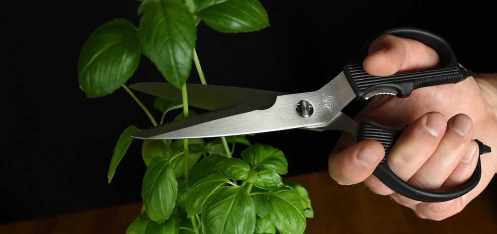 Shun Multi-Purpose Shears, Black/Silver