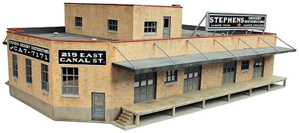 Walthers Cornerstone HO Scale Building/Structure Kit Grocery Distributor