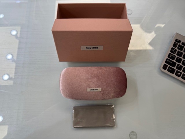 MIU MIU SUNGLASSES VELVET CLAMSHELL HARD CASE & W/ ACCESSORIES
