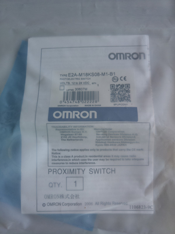 1PC New Omron E2A-M18KS08-M1-B1 Proximity Switch Sensor E2AM18KS08M1B1