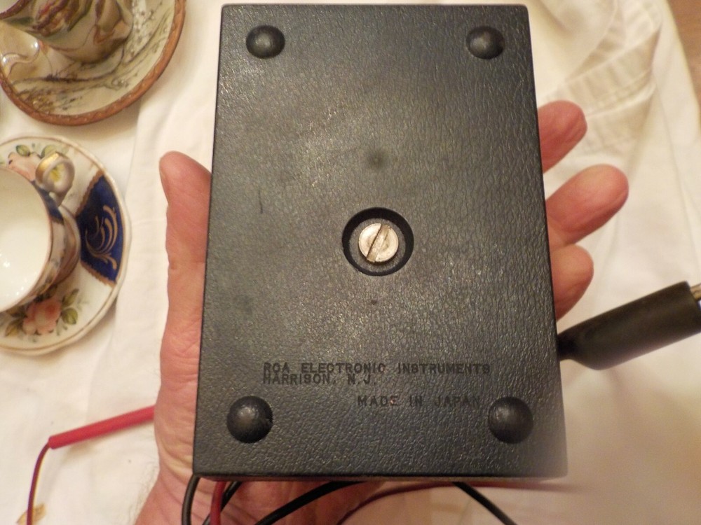 RCA Analog Multi-Meter WV-517B