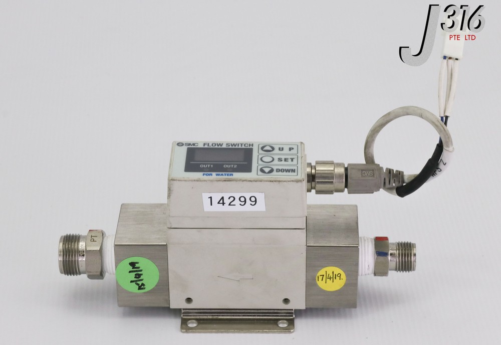 14299 SMC DIGITAL FLOW SWITCH PF2W720-N03-27