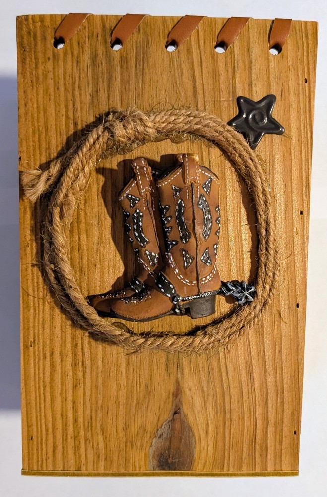 Wooden Western Vase   #25C