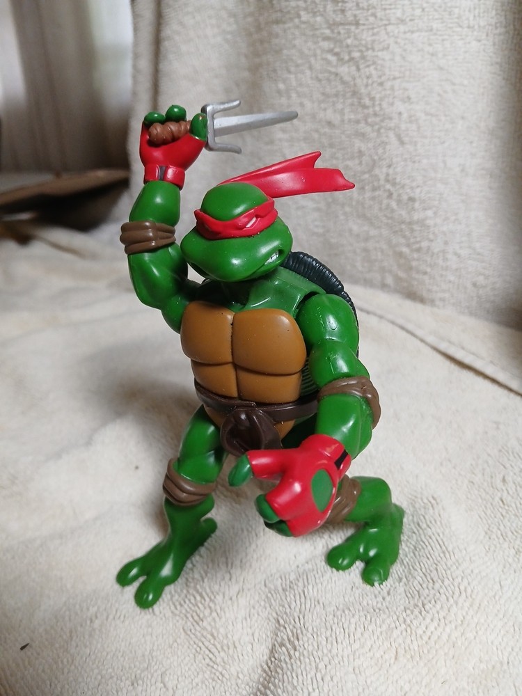 NINJA TURLE - RAPHAEL with a SAI - ACTION ARMS!