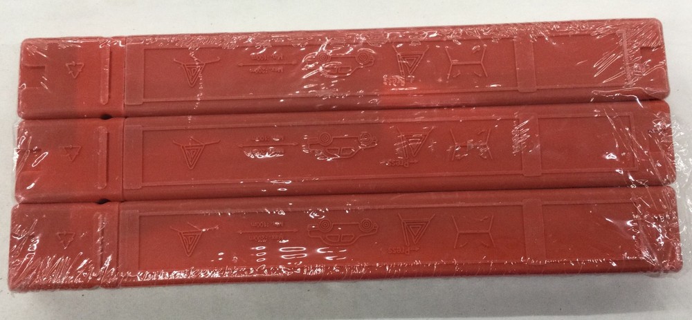 Fasmov Triple Warning Triangle Kit 3 Pack, NEW