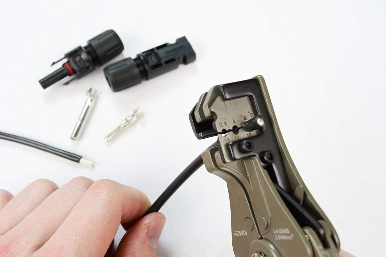 TEMCo 10 AWG PV Solar Panel Wire 150 ft Black UL 4703 - Made in USA