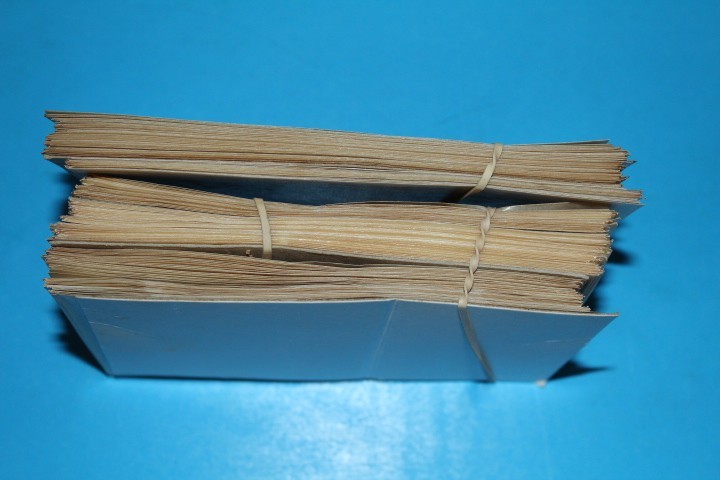 Glassine envelopes 1 lb 12 oz +/- Mainly 3 sizes BlueLakeStamps Useful group