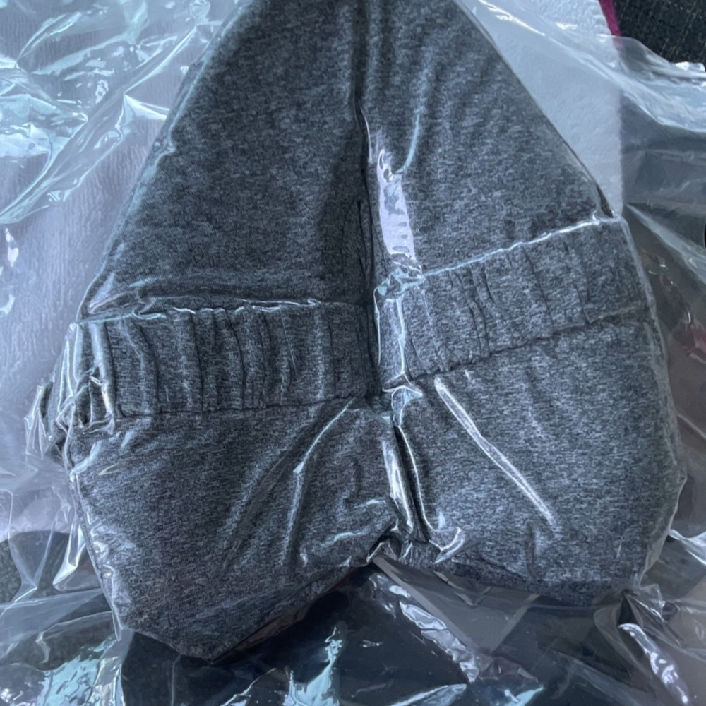 knee pillow for side sleepers.