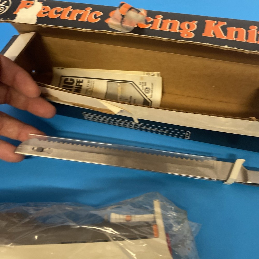 GE Electric Slicing Knife