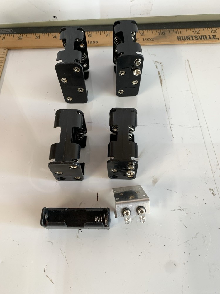 6 1.5 battery holders